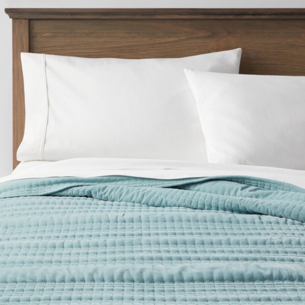 Threshold light teal blue, full/queen velveteen coverlet - Picture 4 of 6